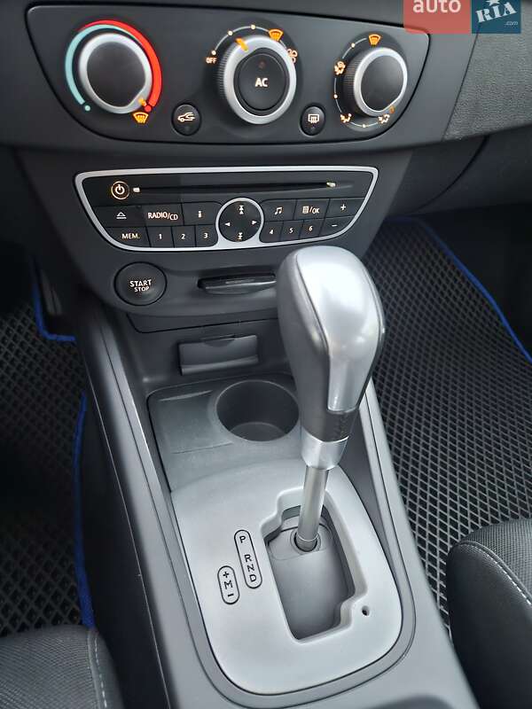 Хэтчбек Renault Megane 2010 в Днепре