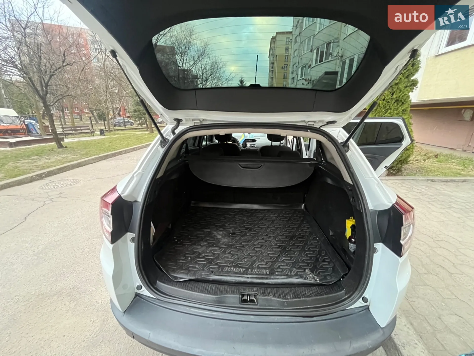 2010 Renault Megane - мініатюра 68
