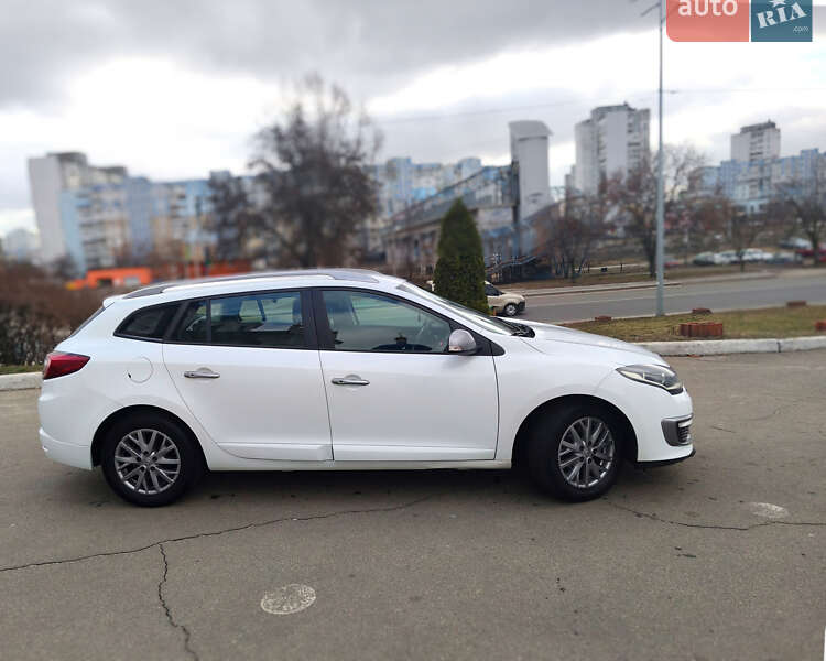 Универсал Renault Megane 2015 в Киеве
