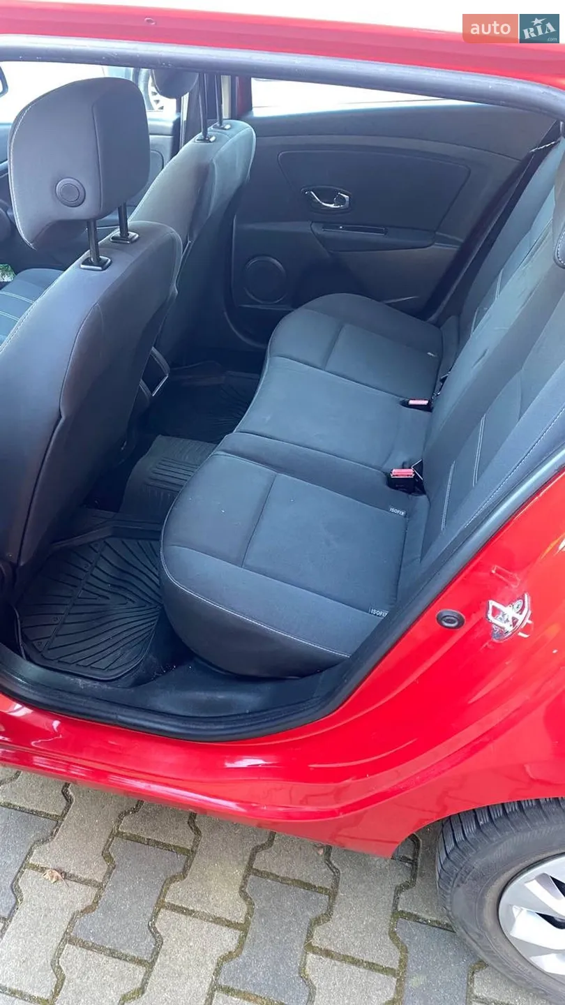 2013 Renault Megane - мініатюра 9