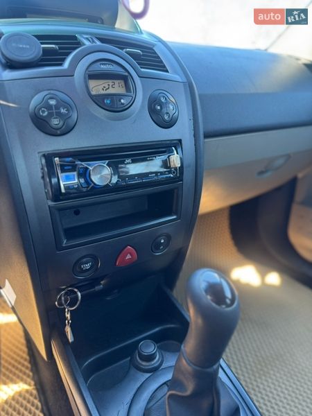 Седан Renault Megane 2006 в Києві