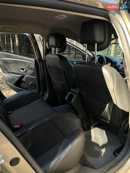Универсал Renault Megane 2011 в Киеве фото 6 Универсал Renault Megane 2011 в Киеве