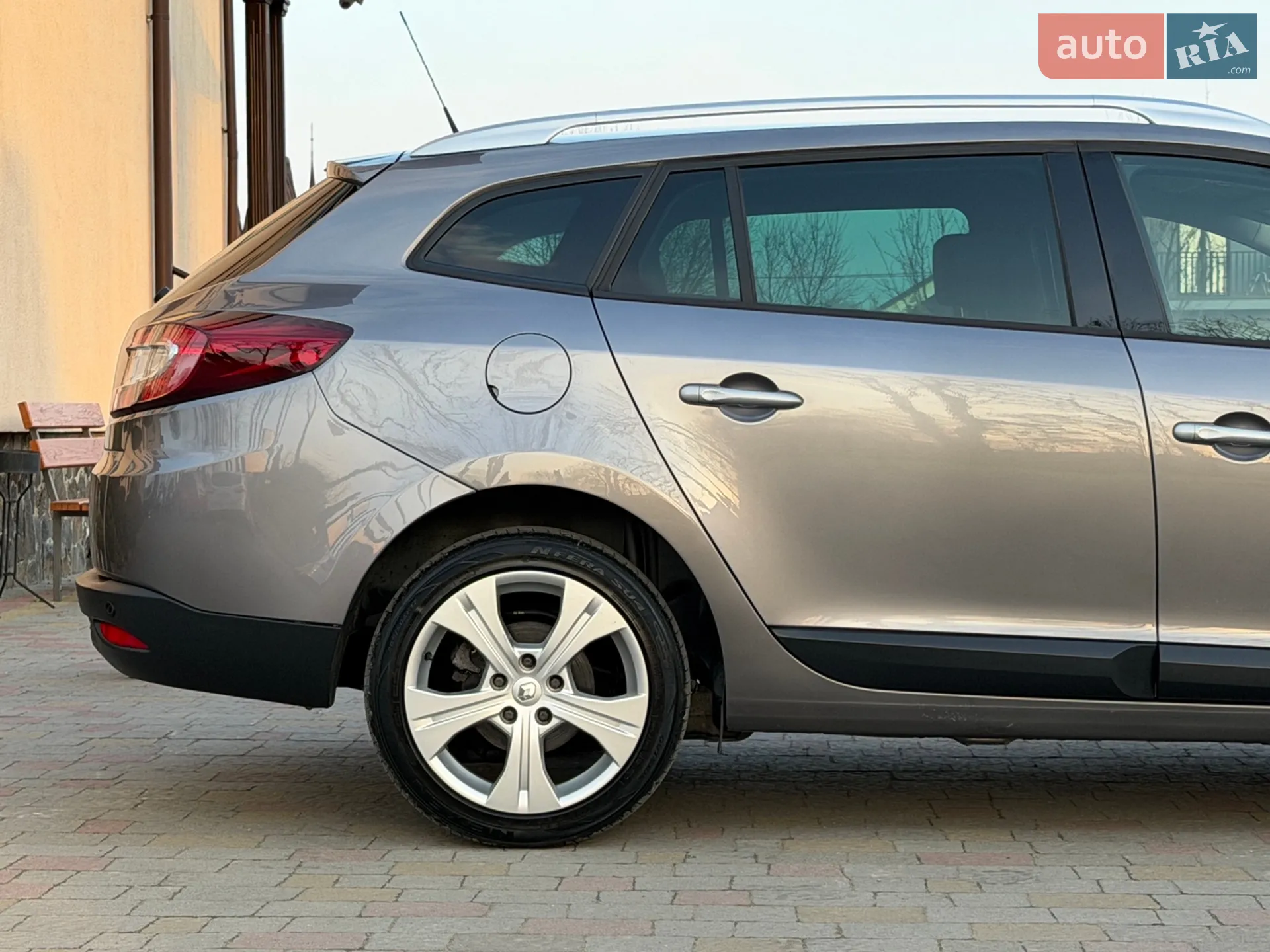 2010 Renault Megane - мініатюра 29