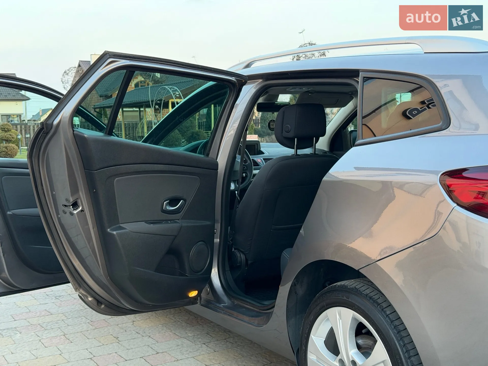 2010 Renault Megane - мініатюра 68