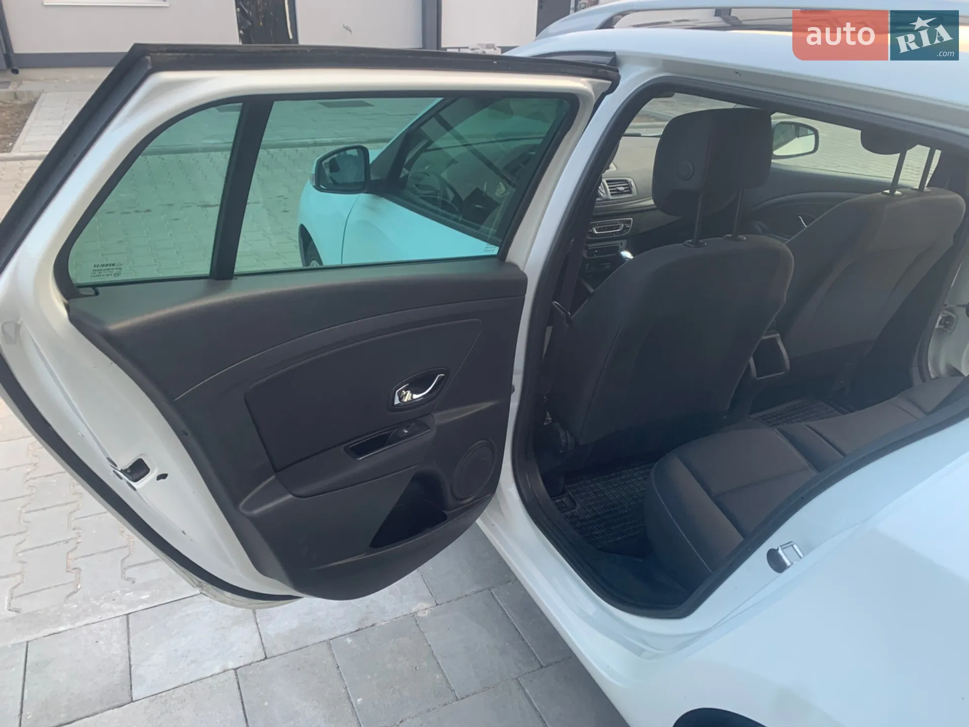 2013 Renault Megane - мініатюра 12
