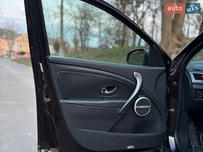 Универсал Renault Megane 2013 в Остроге фото 4 Универсал Renault Megane 2013 в Остроге