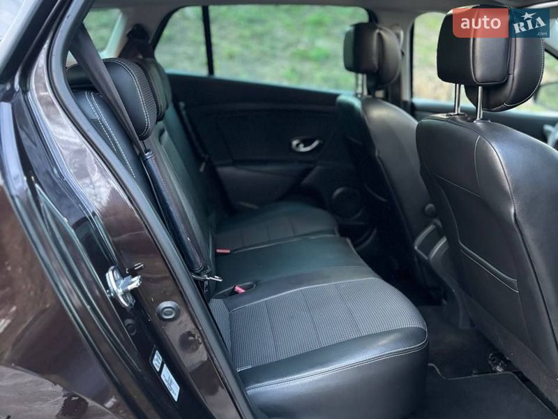 Универсал Renault Megane 2013 в Остроге фото 28 Универсал Renault Megane 2013 в Остроге