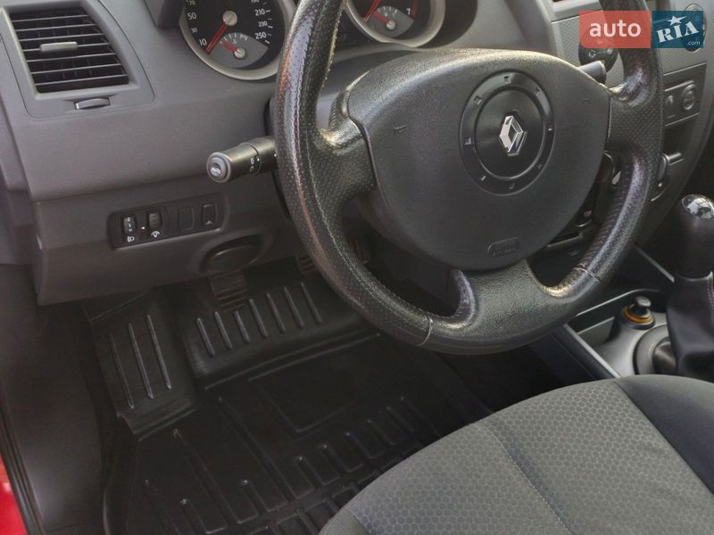 Хэтчбек Renault Megane 2004 в Киеве фото 35 Хэтчбек Renault Megane 2004 в Киеве