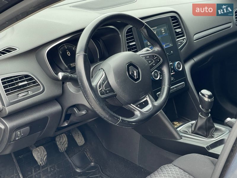 Универсал Renault Megane 2017 в Полтаве фото 26 Универсал Renault Megane 2017 в Полтаве