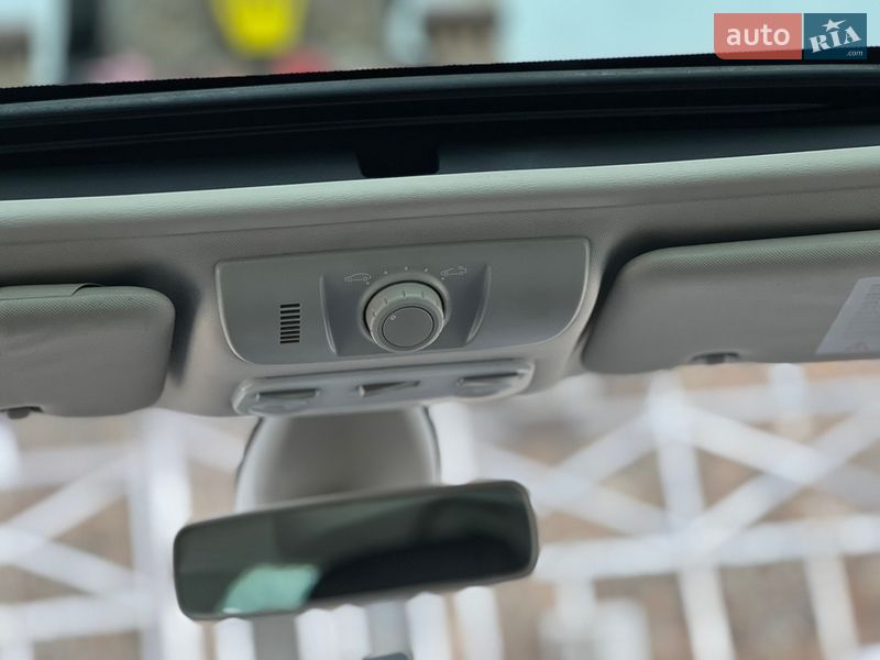 Универсал Renault Megane 2010 в Ивано-Франковске фото 39 Универсал Renault Megane 2010 в Ивано-Франковске