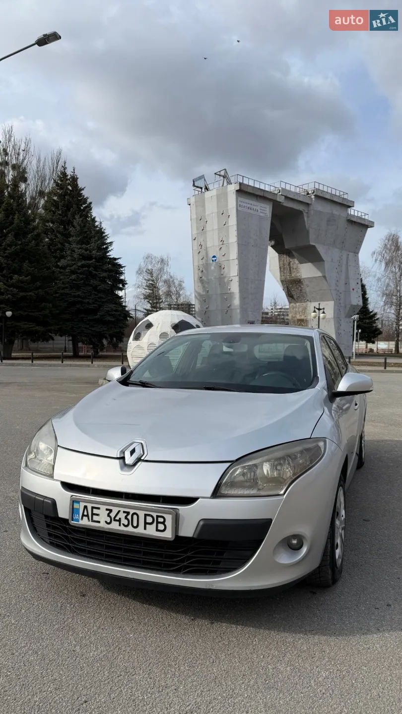 2010 Renault Megane - фото 1