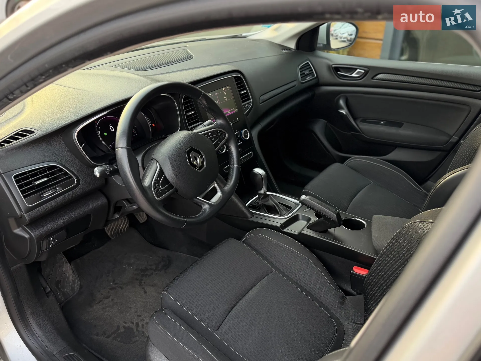 2018 Renault Megane - мініатюра 25