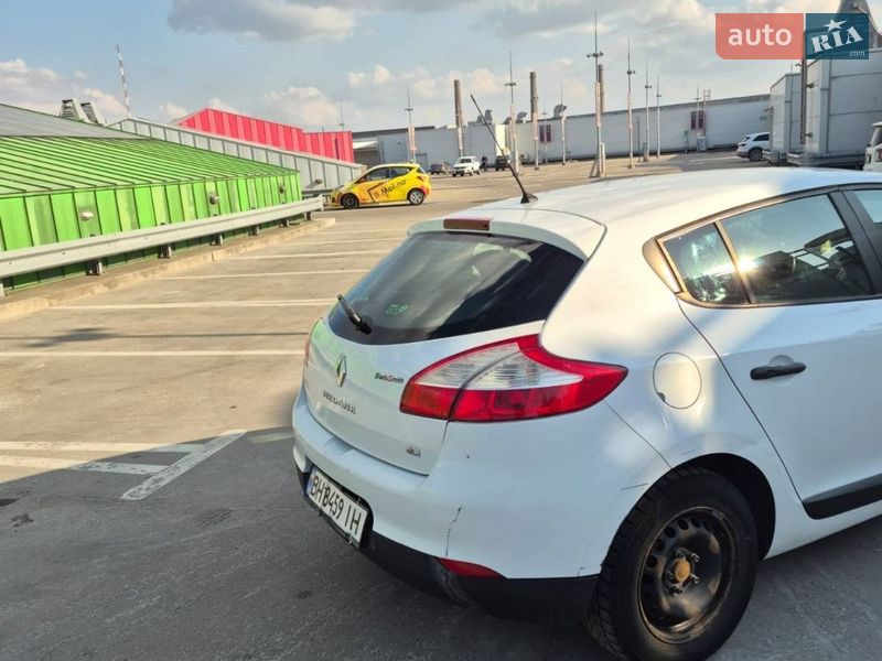 Хэтчбек Renault Megane 2011 в Киеве фото 39 Хэтчбек Renault Megane 2011 в Киеве