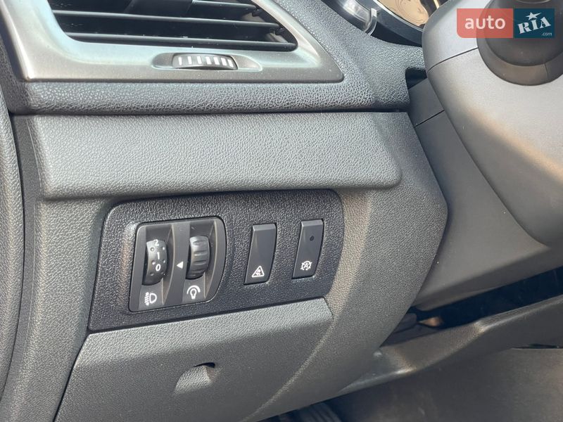 Универсал Renault Megane 2012 в Дрогобыче фото 57 Универсал Renault Megane 2012 в Дрогобыче