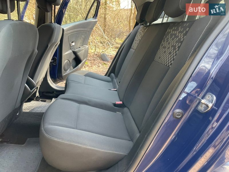 Универсал Renault Megane 2012 в Дрогобыче фото 68 Универсал Renault Megane 2012 в Дрогобыче