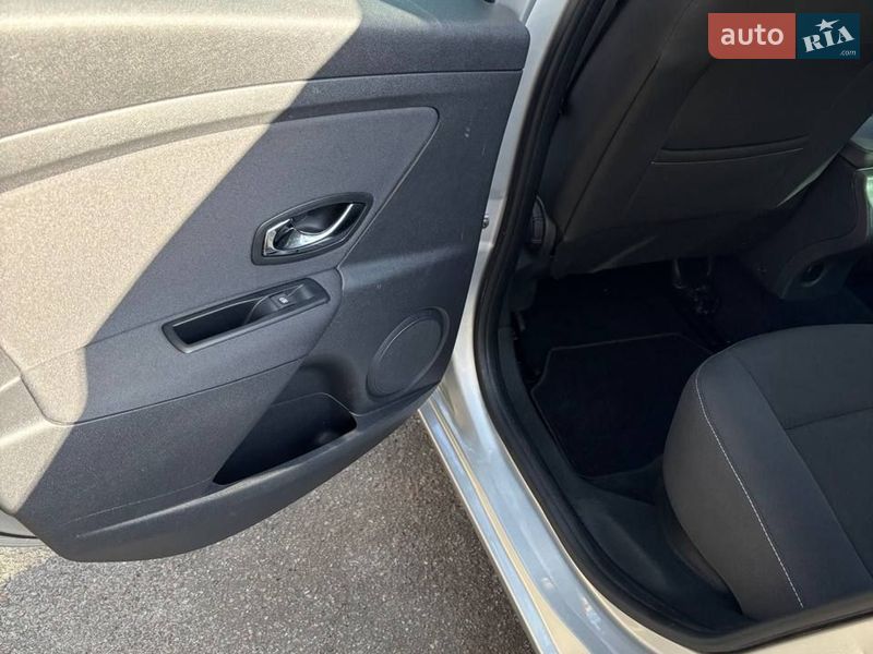 Универсал Renault Megane 2013 в Чернигове