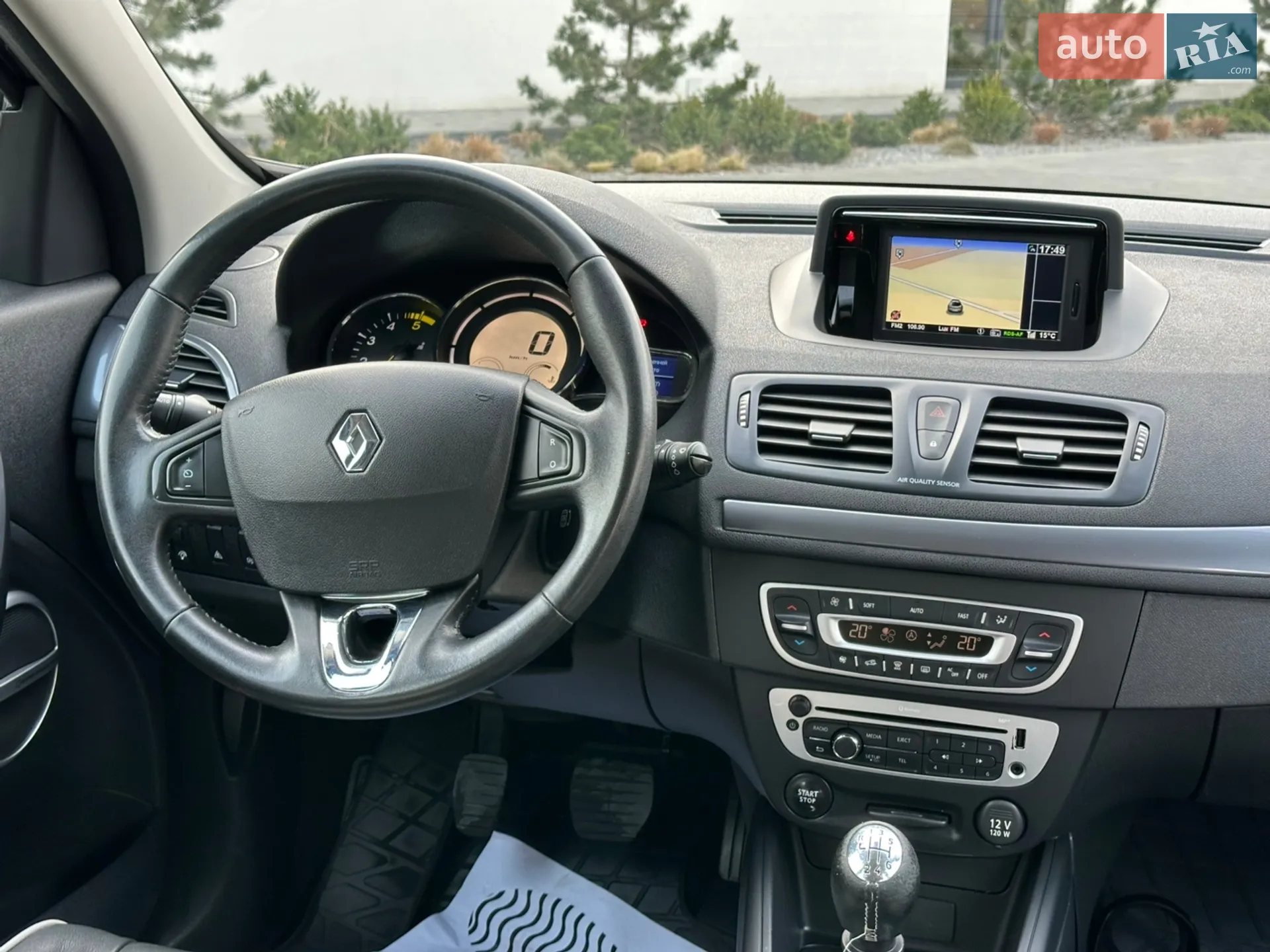 2013 Renault Megane - мініатюра 21
