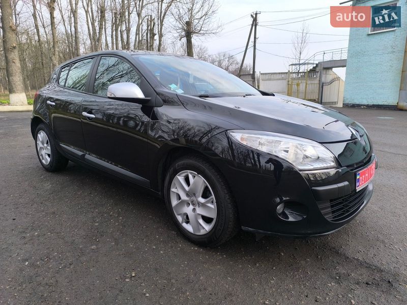 Хэтчбек Renault Megane 2011 в Теплике