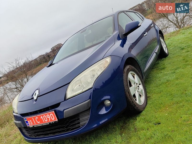 Хетчбек Renault Megane 2010 в Запоріжжі фото 3 Хетчбек Renault Megane 2010 в Запоріжжі