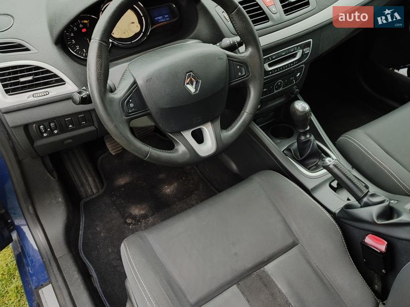 Хетчбек Renault Megane 2010 в Запоріжжі фото 21 Хетчбек Renault Megane 2010 в Запоріжжі