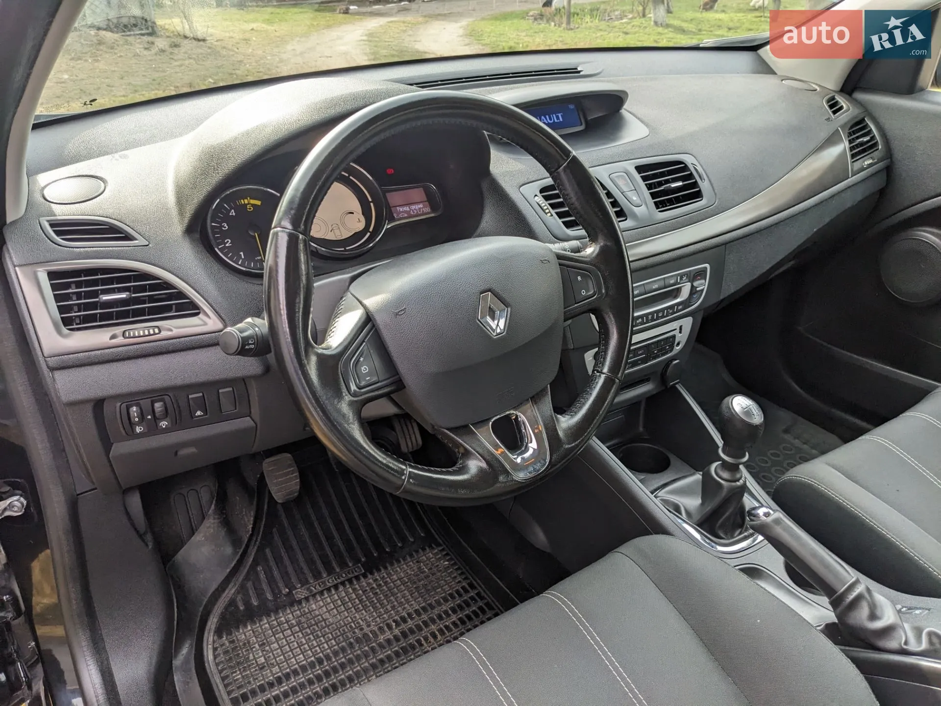 2014 Renault Megane - мініатюра 27