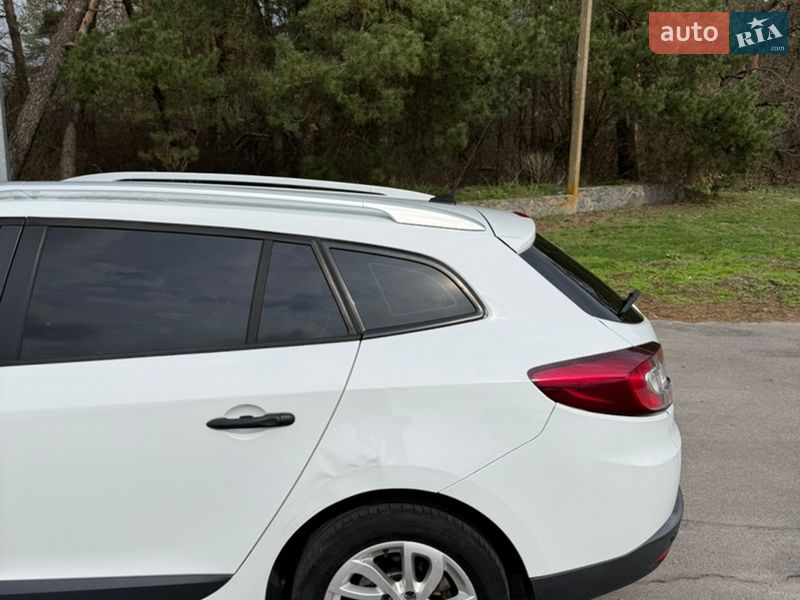 Универсал Renault Megane 2012 в Полтаве фото 10 Универсал Renault Megane 2012 в Полтаве