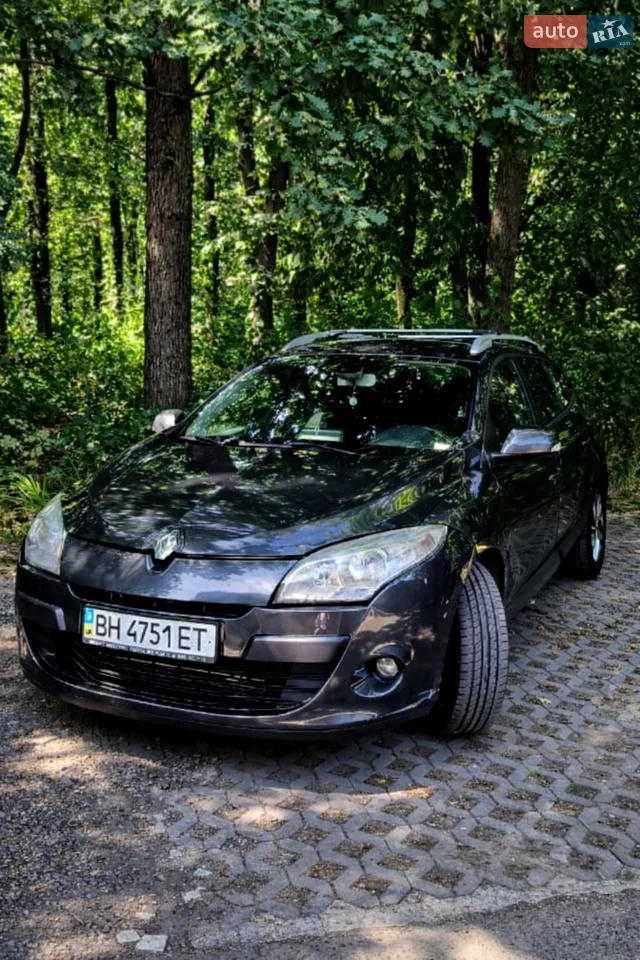 2010 Renault Megane - мініатюра 22