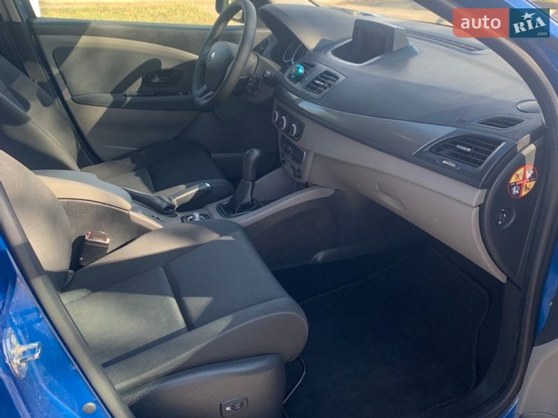 Хэтчбек Renault Megane 2011 в Виннице фото 31 Хэтчбек Renault Megane 2011 в Виннице