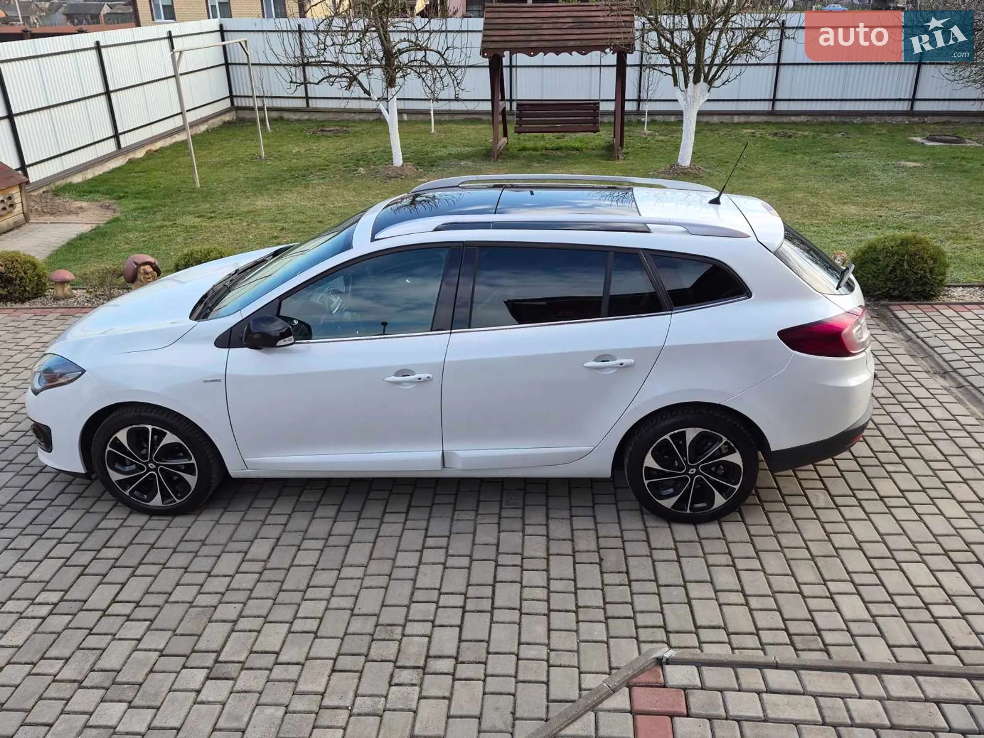 2015 Renault Megane - мініатюра 14