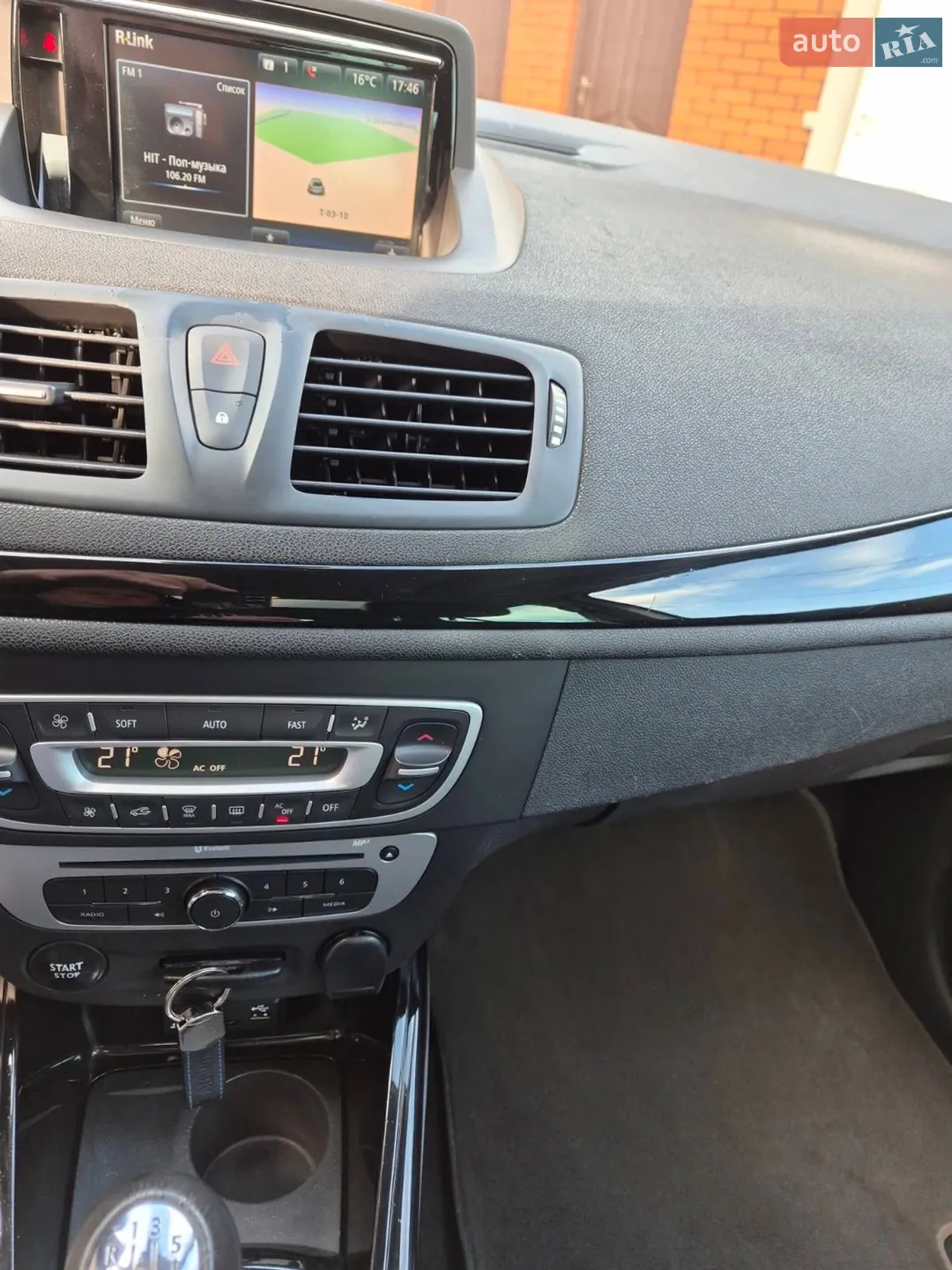 2015 Renault Megane - мініатюра 28