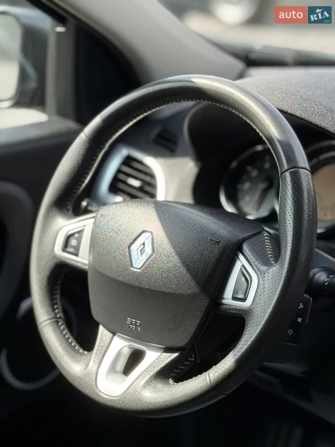 2012 Renault Megane - мініатюра 117