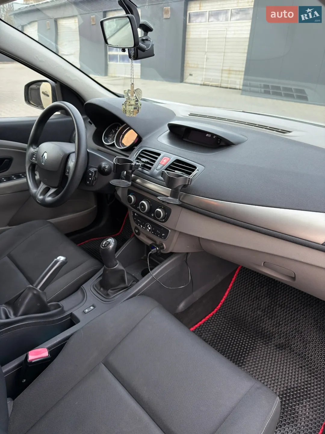 2010 Renault Megane - мініатюра 8