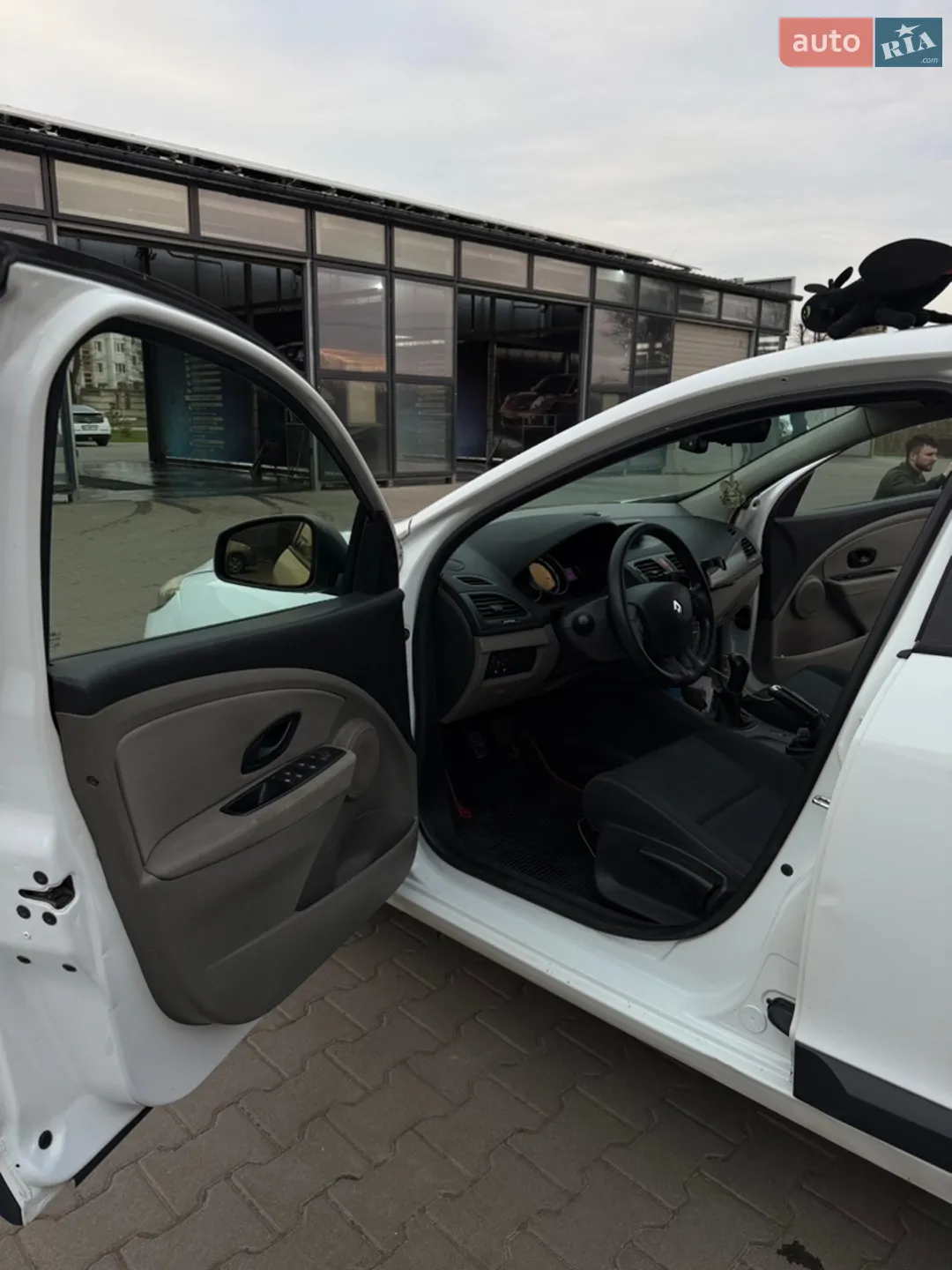 2010 Renault Megane - мініатюра 14