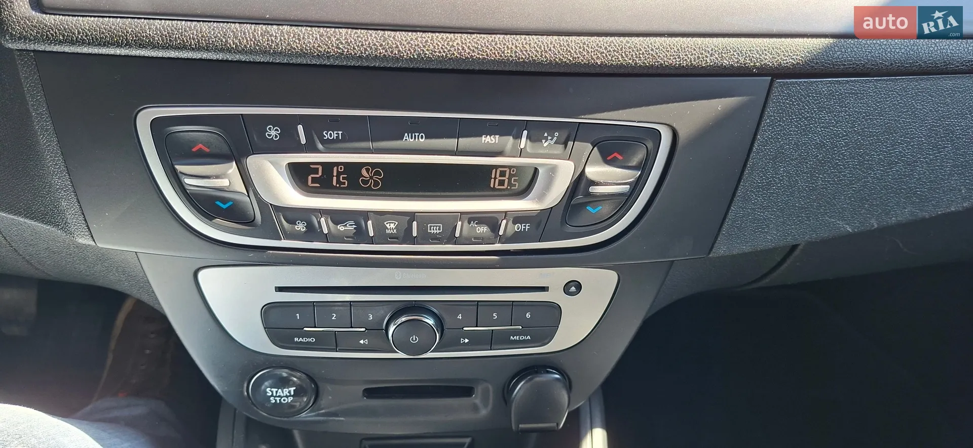 2015 Renault Megane - мініатюра 82