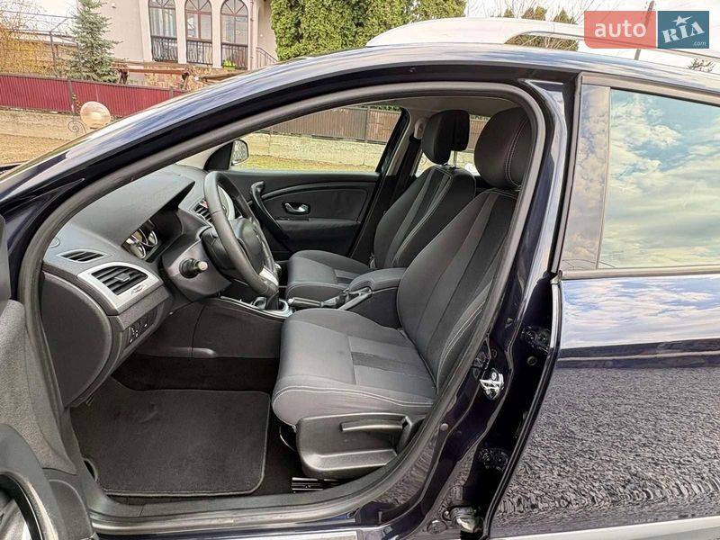 Універсал Renault Megane 2009 в Рівному фото 11 Універсал Renault Megane 2009 в Рівному