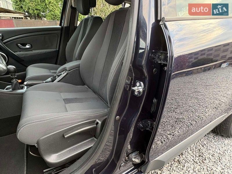 Універсал Renault Megane 2009 в Рівному фото 15 Універсал Renault Megane 2009 в Рівному