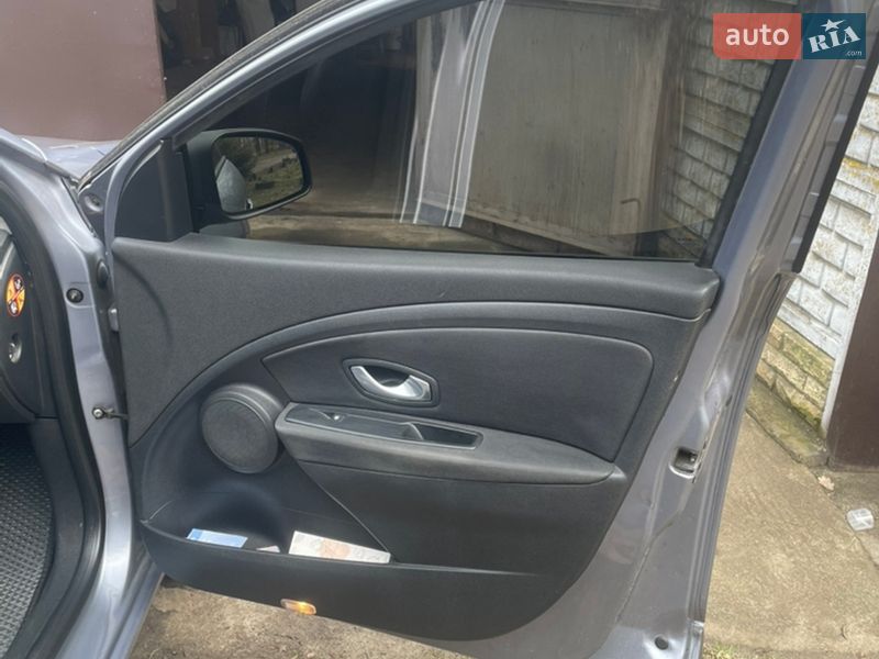 Хетчбек Renault Megane 2008 в Конотопі фото 14 Хетчбек Renault Megane 2008 в Конотопі