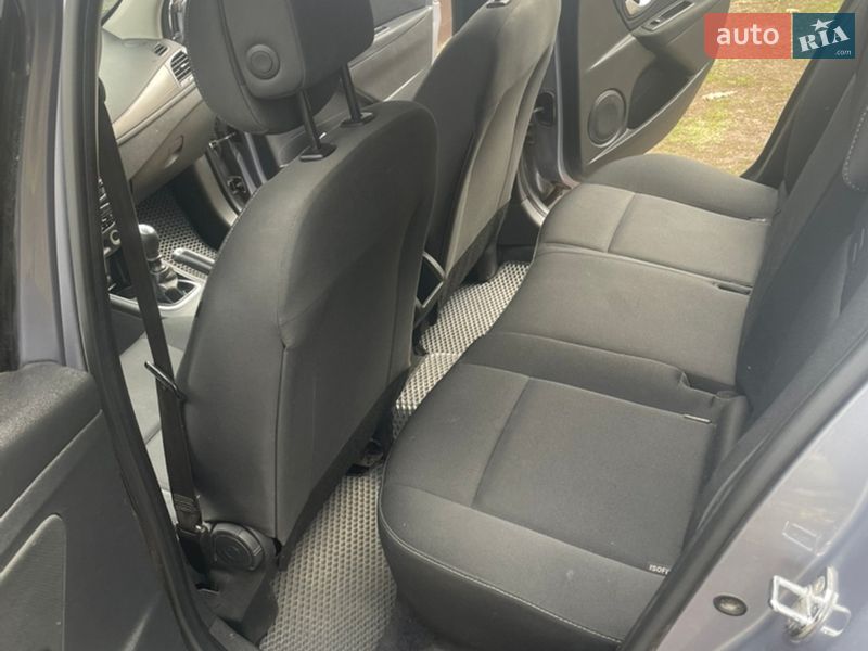 Хетчбек Renault Megane 2008 в Конотопі фото 20 Хетчбек Renault Megane 2008 в Конотопі