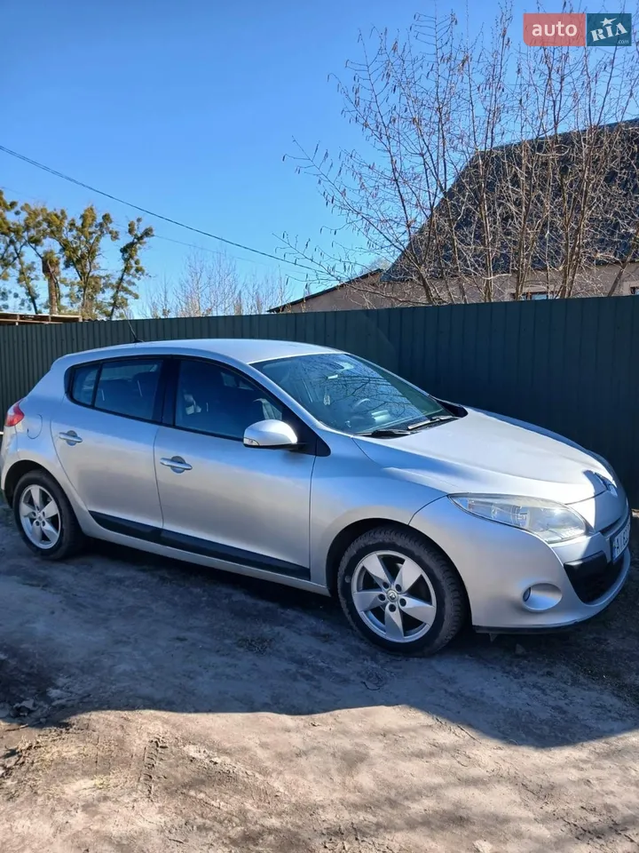 2010 Renault Megane - мініатюра 16