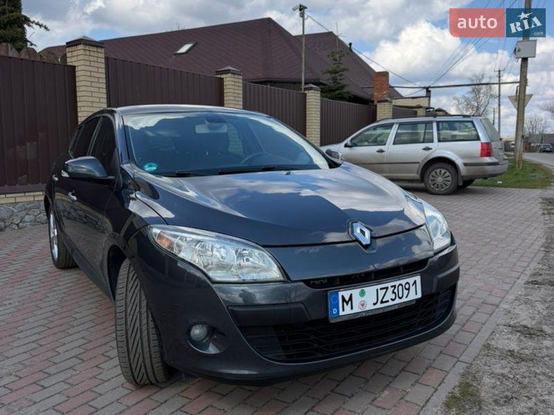 Хэтчбек Renault Megane 2008 в Ромнах фото 6 Хэтчбек Renault Megane 2008 в Ромнах