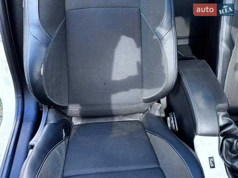 Кабриолет Renault Megane 2011 в Верхнеднепровске