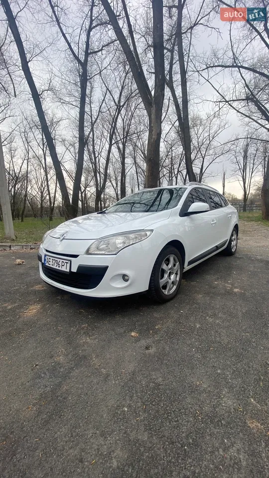 2010 Renault Megane - мініатюра 22