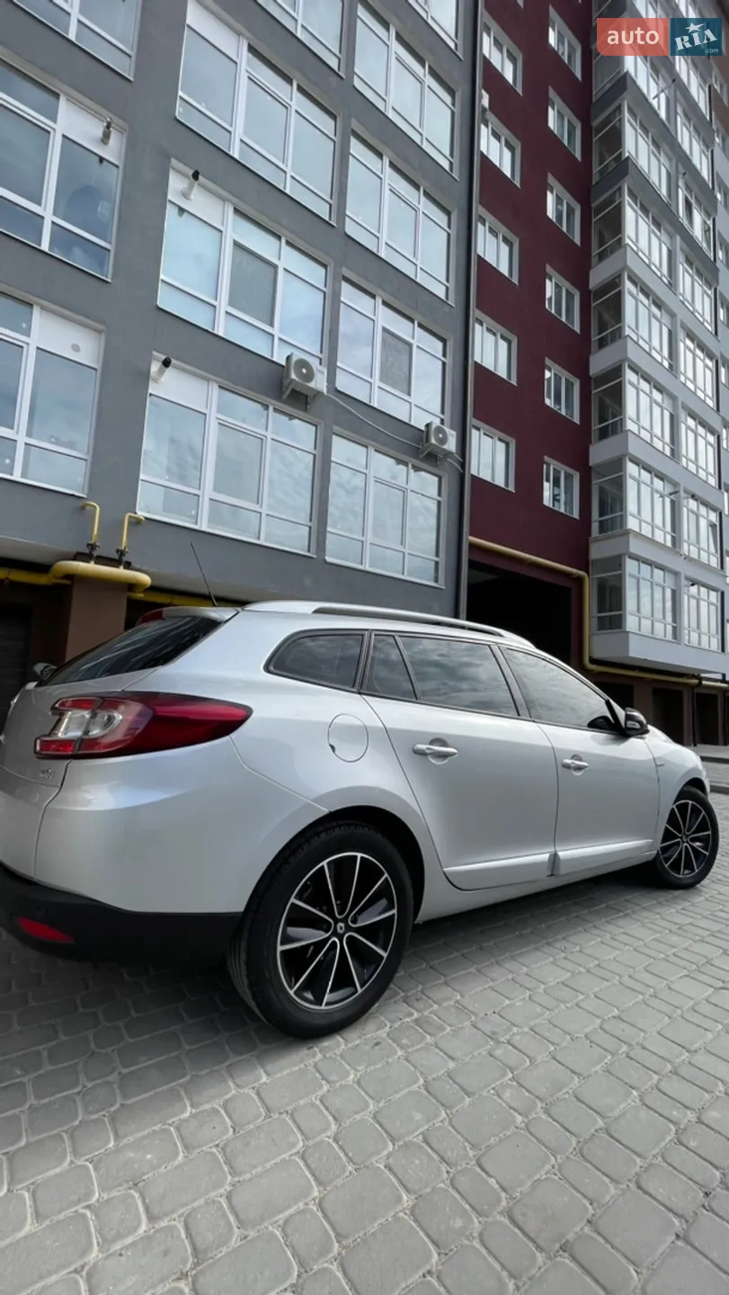 2013 Renault Megane - мініатюра 12