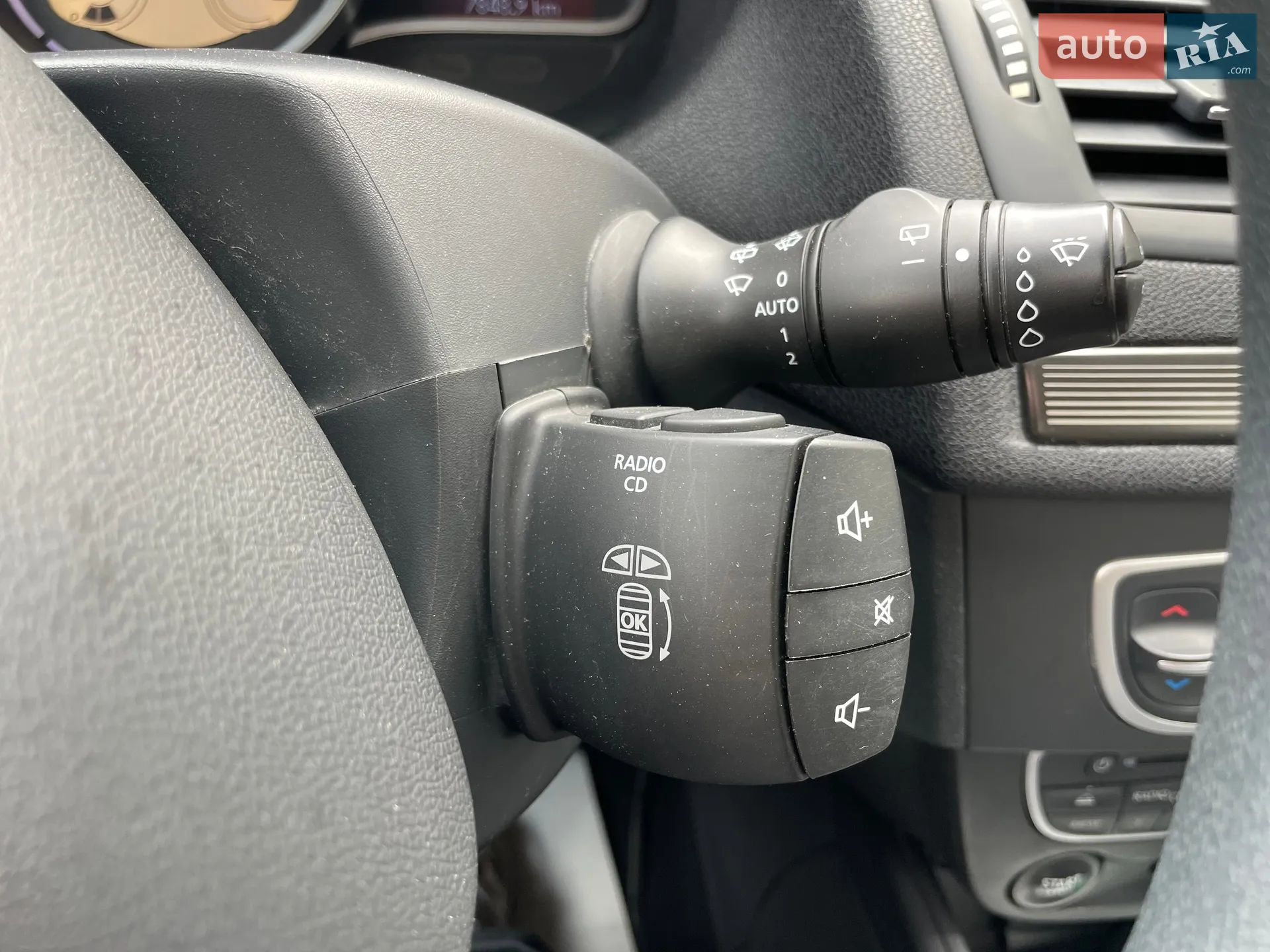 2010 Renault Megane - мініатюра 17