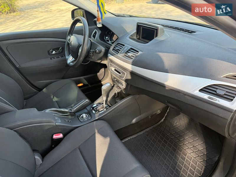 Универсал Renault Megane 2012 в Луцке фото 17 Универсал Renault Megane 2012 в Луцке