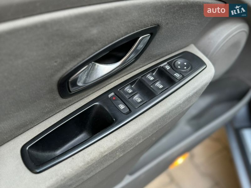 Хетчбек Renault Megane 2009 в Чернівцях