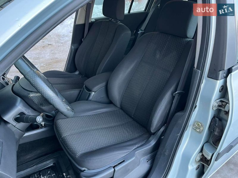 Хетчбек Renault Megane 2004 в Кам'янець-Подільському фото 9 Хетчбек Renault Megane 2004 в Кам'янець-Подільському