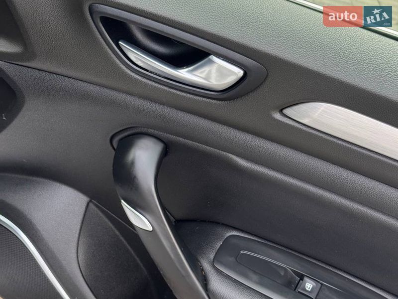 Универсал Renault Megane 2017 в Стрые фото 44 Универсал Renault Megane 2017 в Стрые