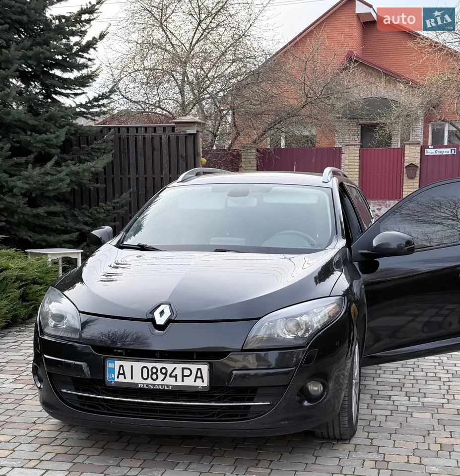 2010 Renault Megane - мініатюра 39
