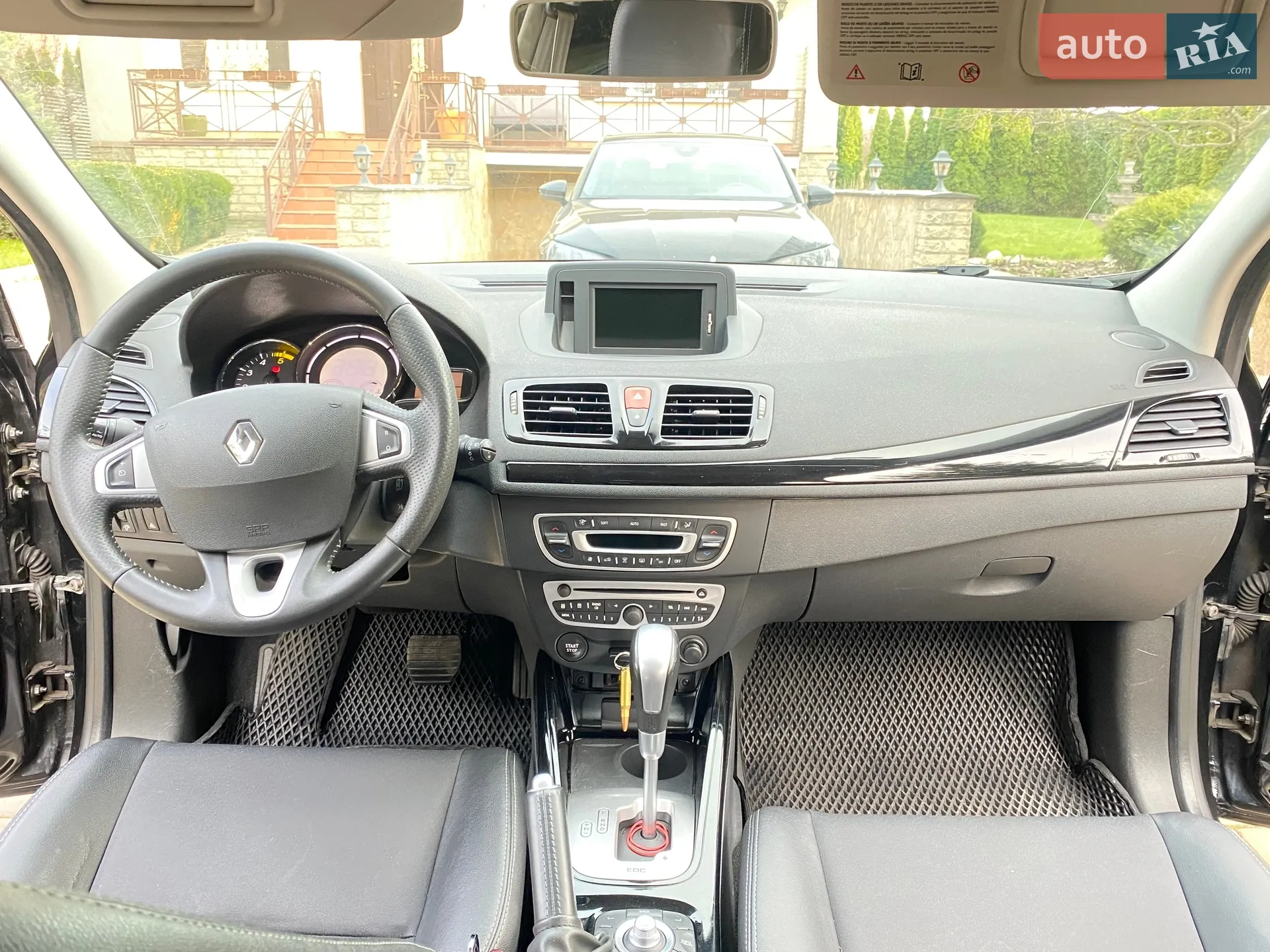 2011 Renault Megane - мініатюра 12